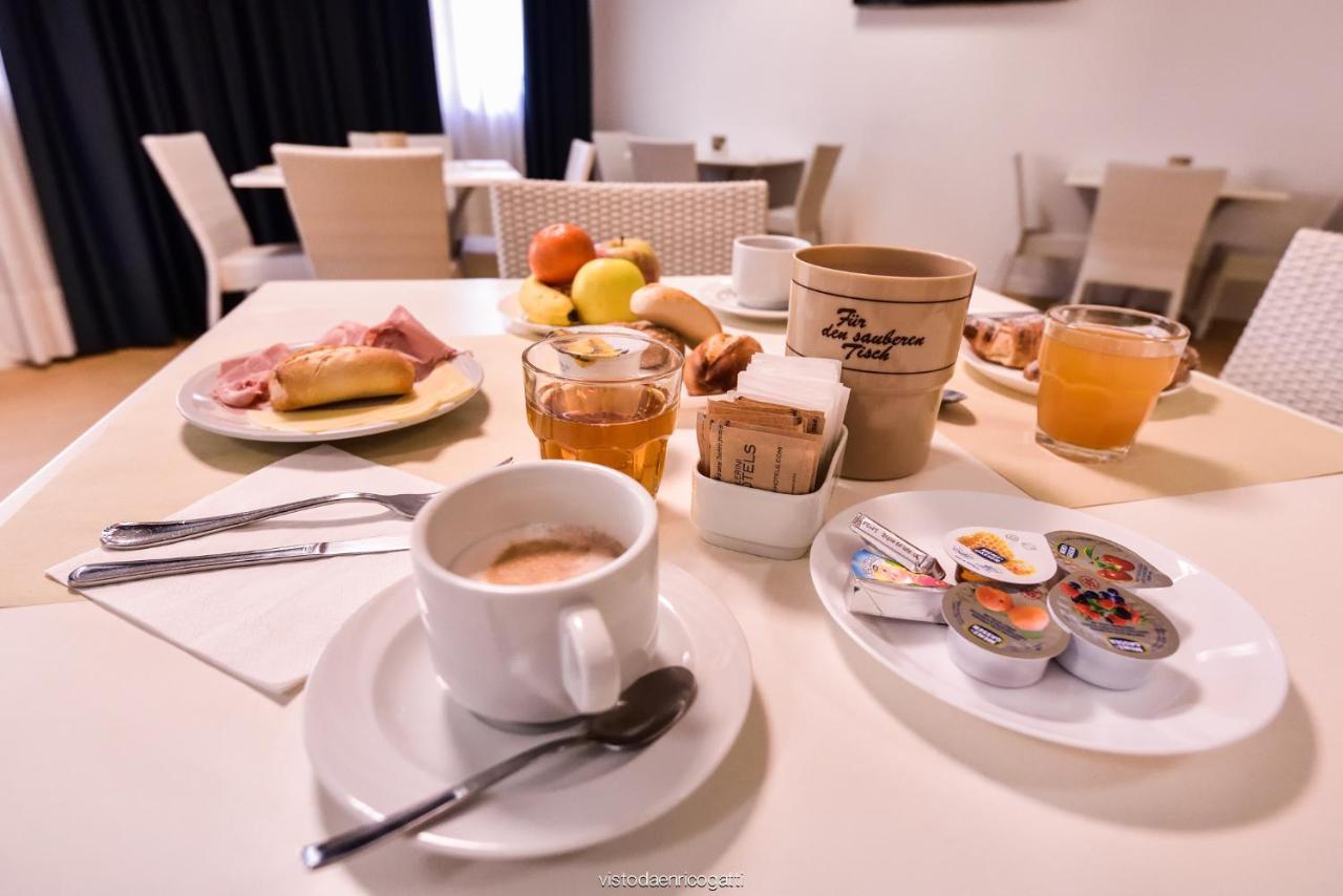 Standard Hotel Udine Pradamano المظهر الخارجي الصورة